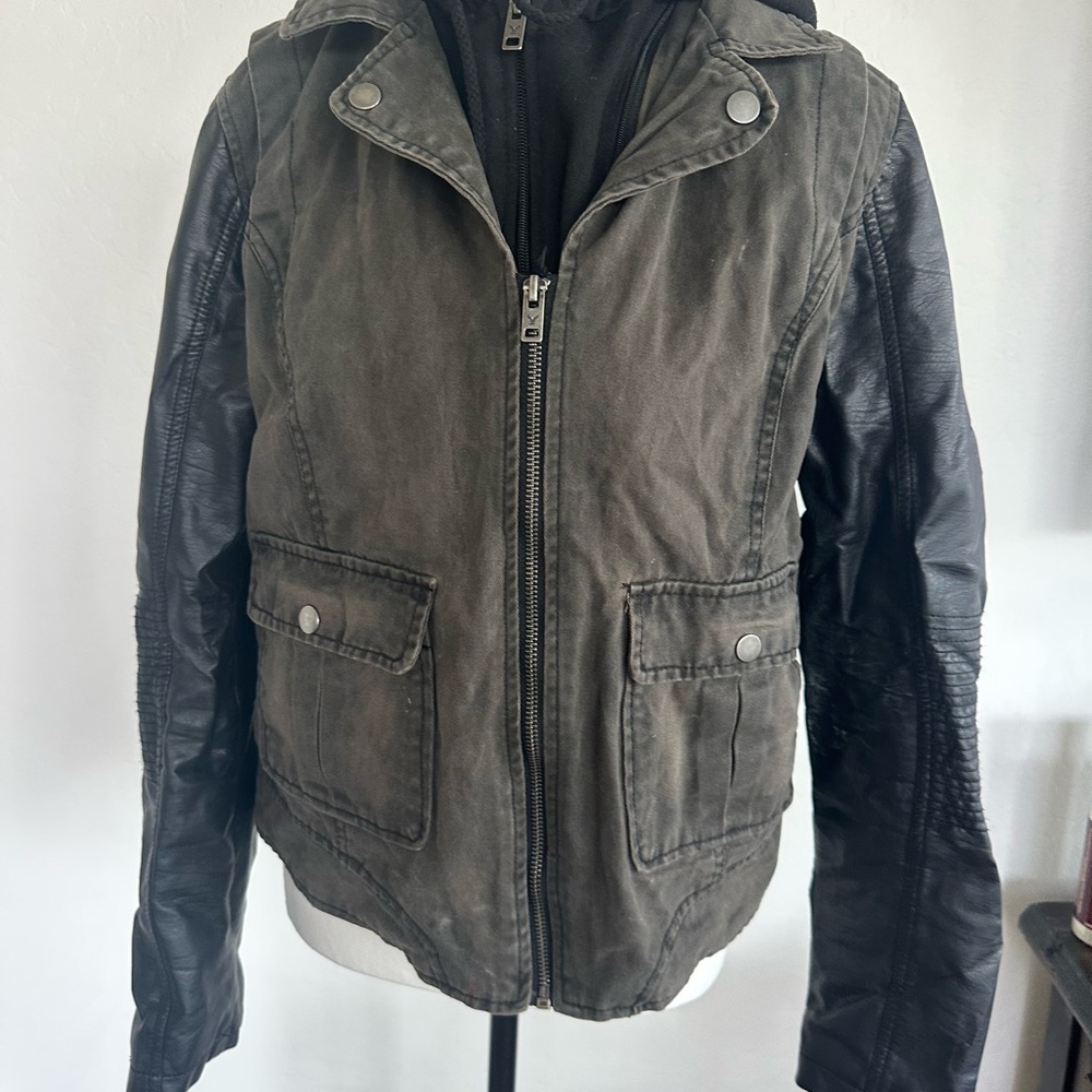 American Eagle Outfitters Green and Black Utility Jacket with Leather Sleeves